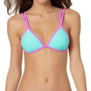 Push up contrast Bikini w/ 2 matching bottoms!